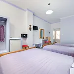 Akis Hotel 2*