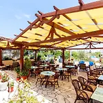 Akis 2* Kamari (Santorini)