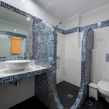 Hotel Akis Kamari (Santorini)