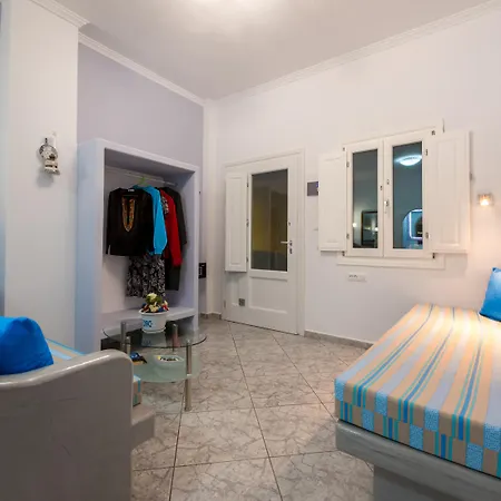 Akis Hotel 2*
