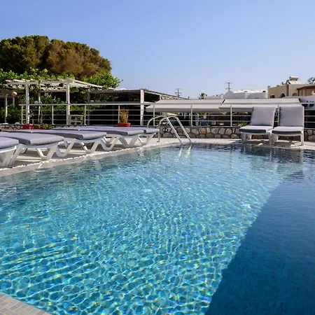 Akis Hotel Kamári