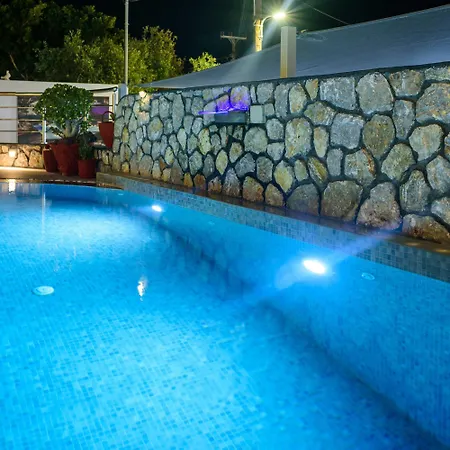 Akis Hotel Kamári