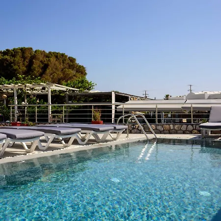 Akis 2* Kamari (Santorini)