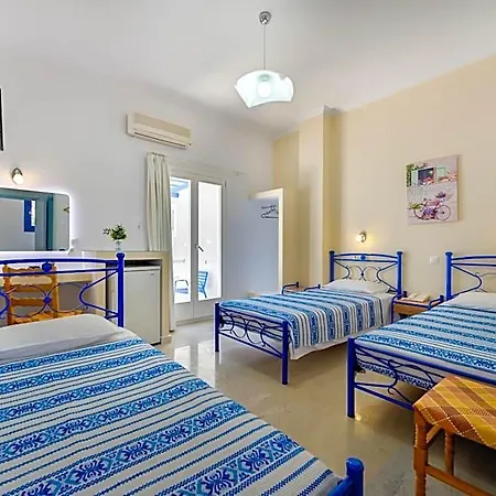 Akis Hotel 2*