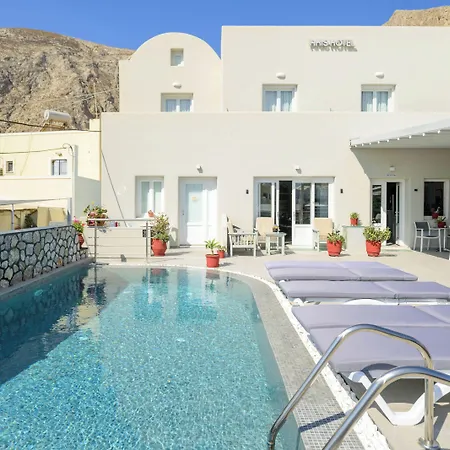 Akis Hotel 2*