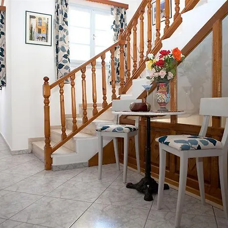 Akis Hotel Kamari (Santorini)