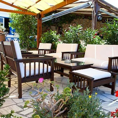 Akis Hotel 2*