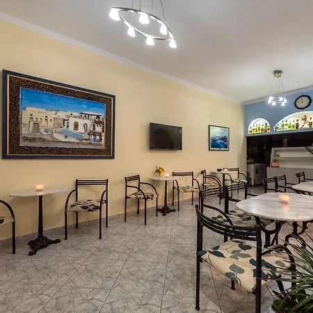 Akis Hotel Kamari (Santorini)