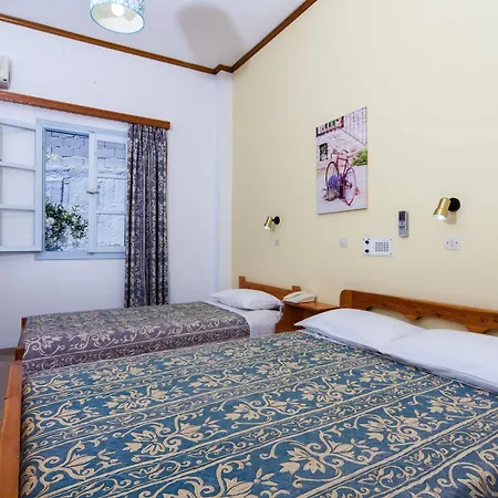 Akis Hotel Kamari (Santorini)