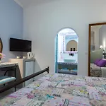 Akis Hotell Kamári