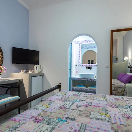 Akis Hotell Kamári