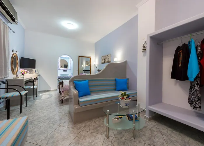 Akis Hotel Kamari (Santorini)