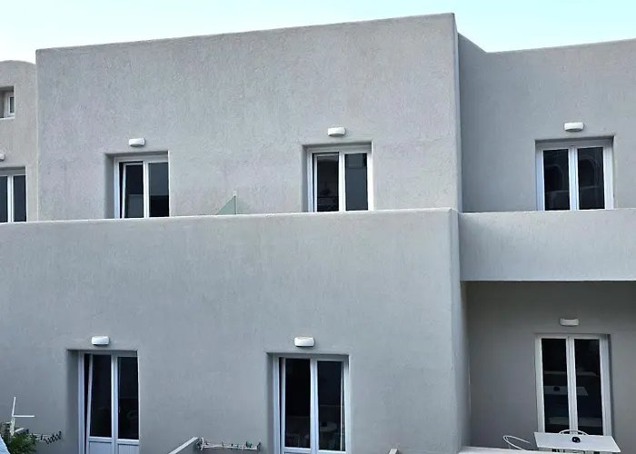 Akis 2* Kamari (Santorini)